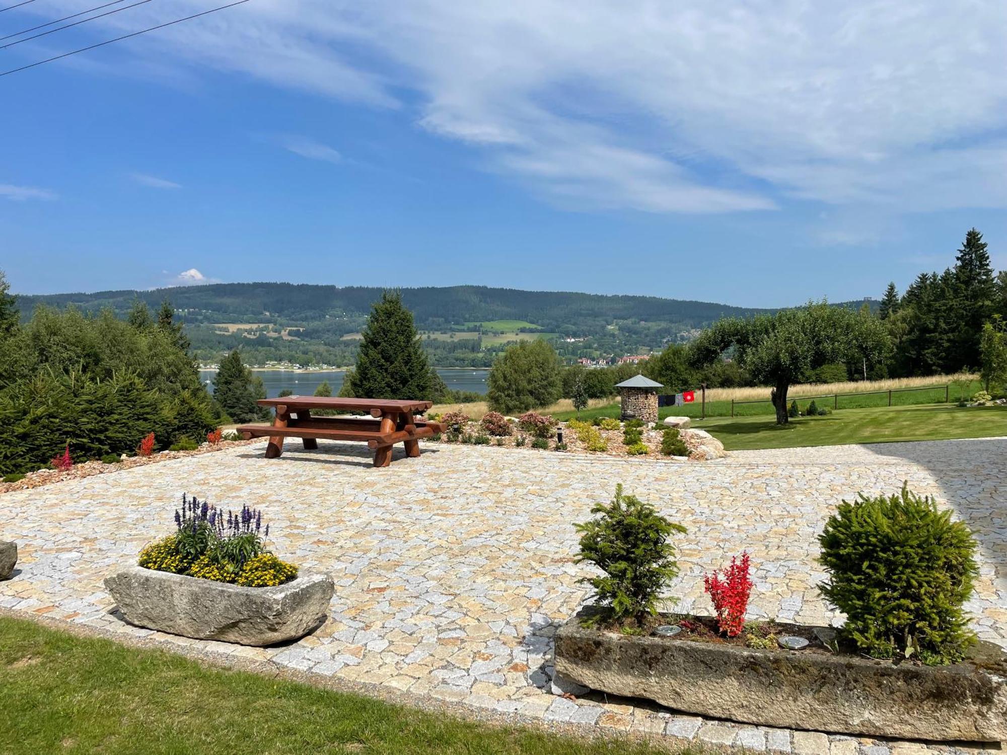 Apartmany Hajovna Lipno Loucovice ภายนอก รูปภาพ