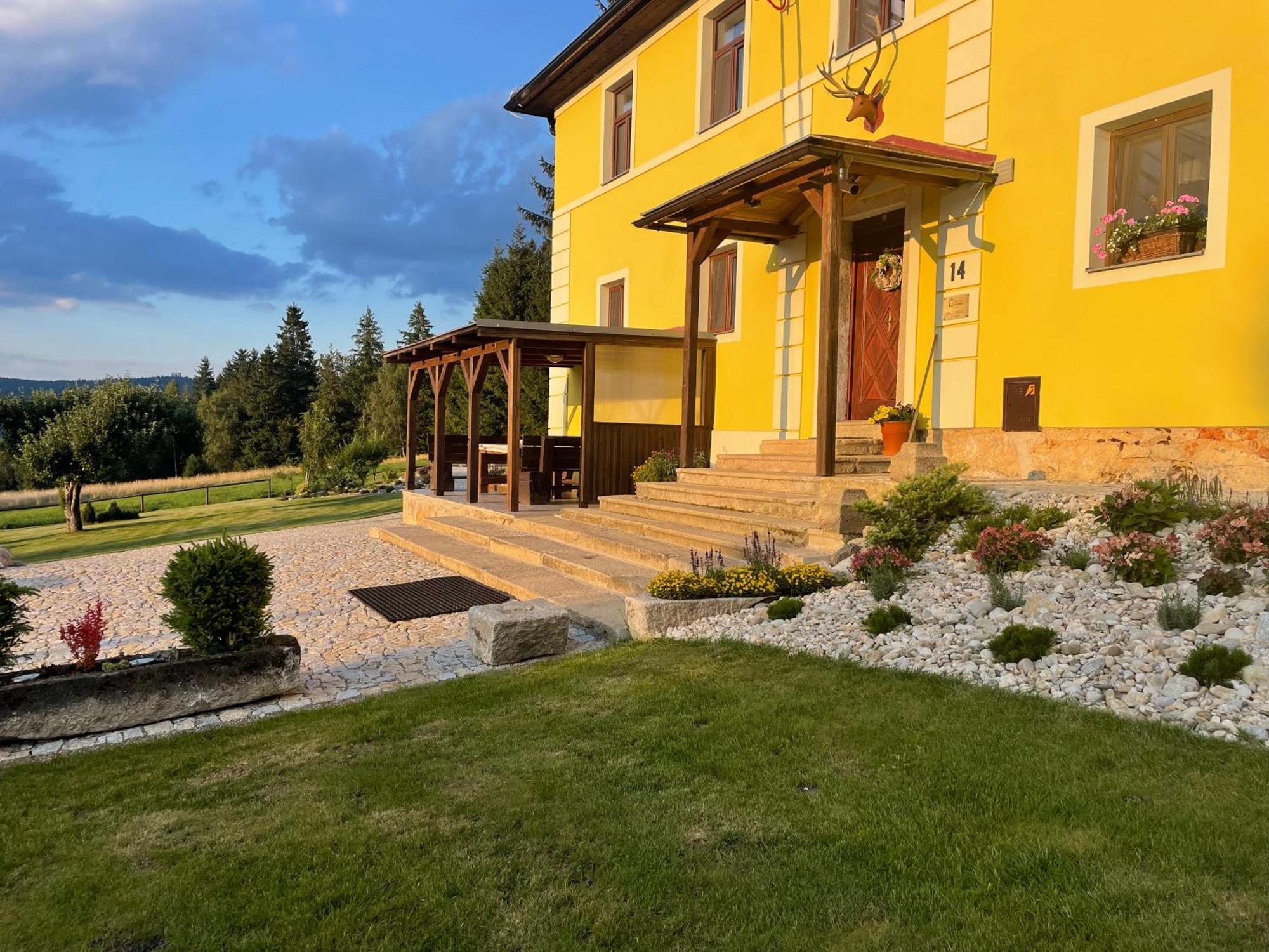 Apartmany Hajovna Lipno Loucovice ภายนอก รูปภาพ